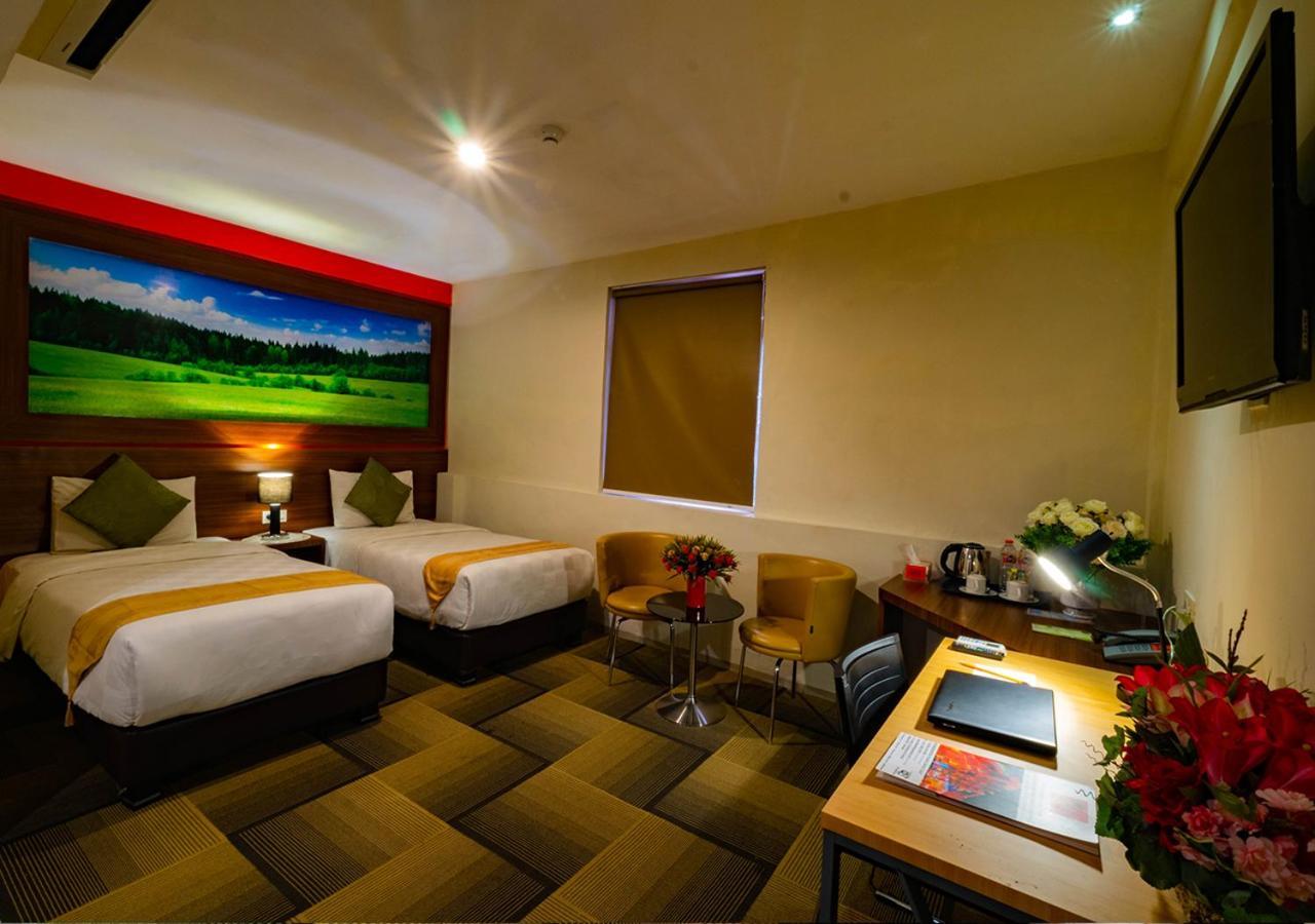 Miyanna Hotel Medan Dış mekan fotoğraf