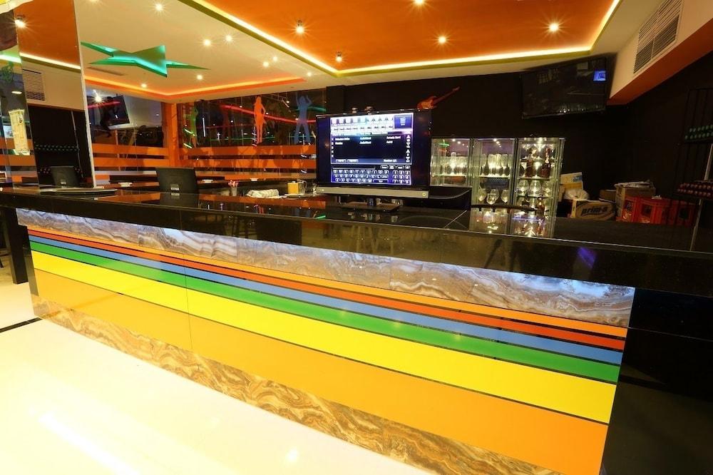 Miyanna Hotel Medan Dış mekan fotoğraf