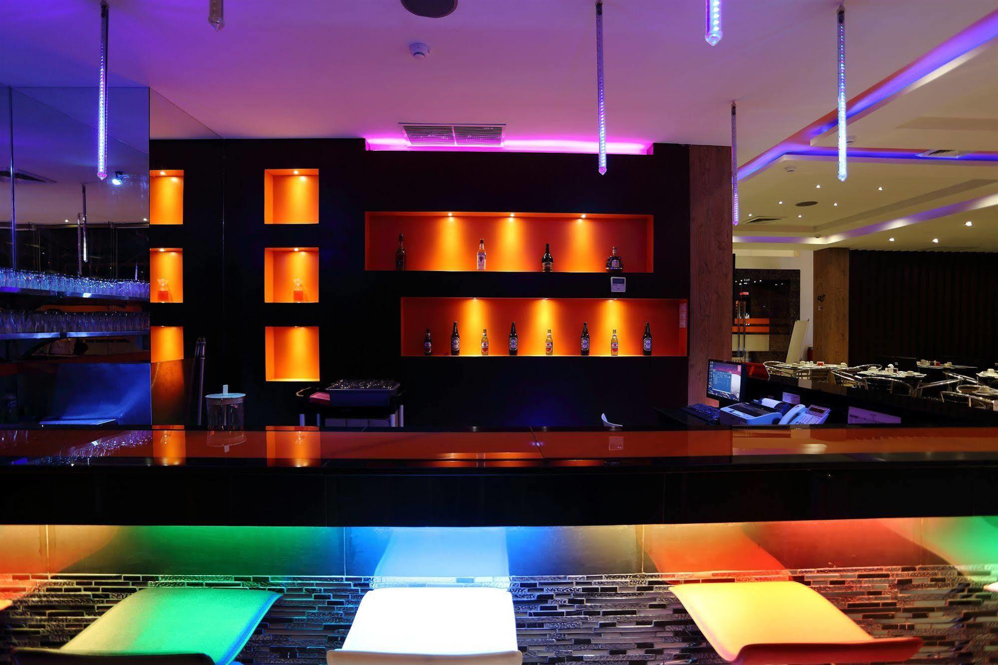 Miyanna Hotel Medan Dış mekan fotoğraf